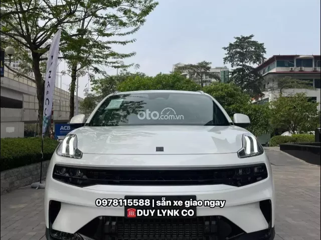 Lynk & Co 06 2024