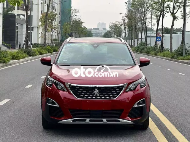 Màu Đỏ, xe chạy chuẩn 11v km, full lịch sử bảo dưỡng trong hãng