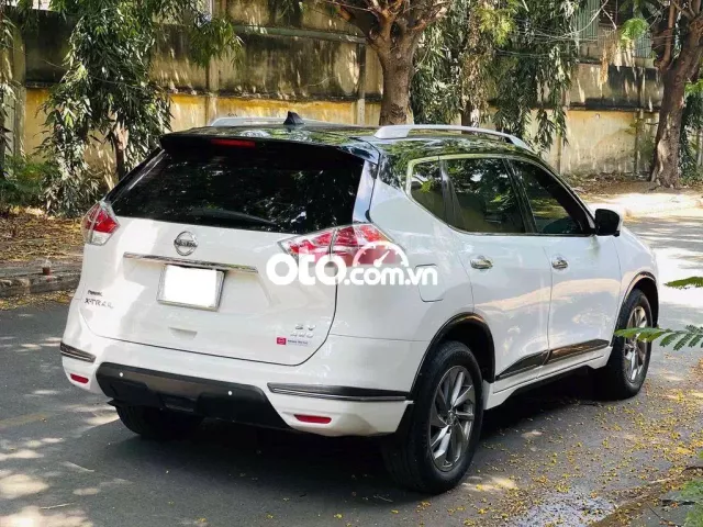 Nissan X trail 2017 2.5 SV 4WD Premium - 10v9 km