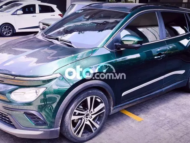 Xe gia đình dùng kỹ như mới