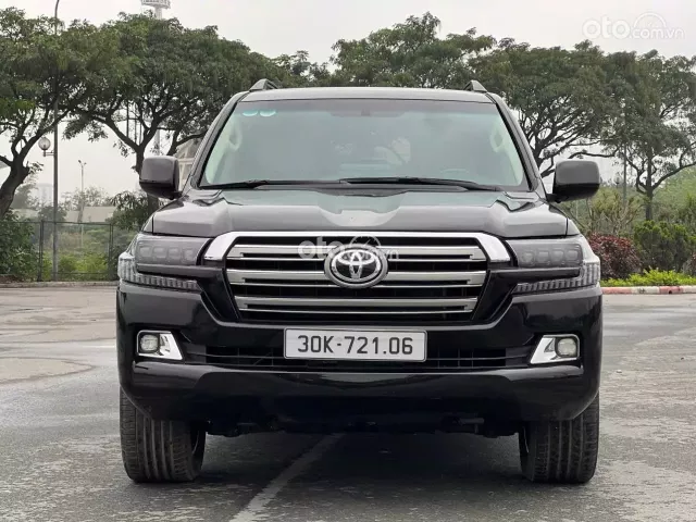 Bề thế uy nghi