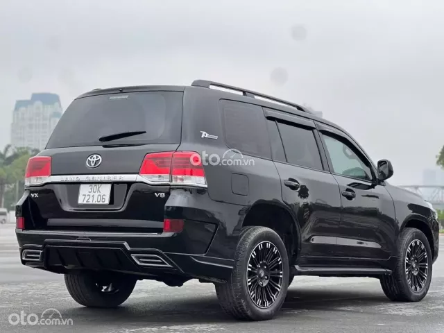 Bề thế uy nghi