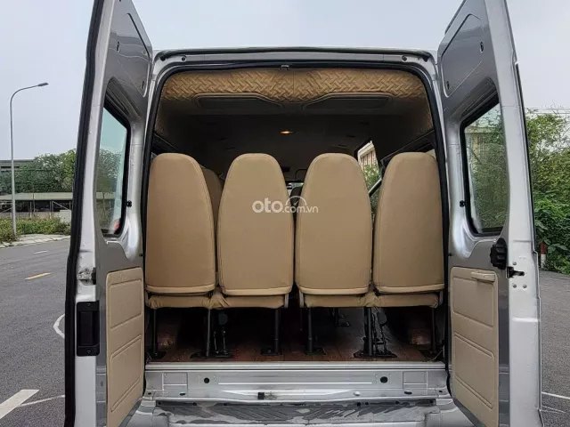 Bán Ford Transit đời 2019 bản trung, xe 1 chủ từ mới
