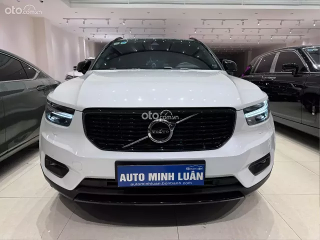 Volvo XC40 T5 AWD Model 2020