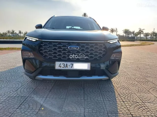 Cần bán Territory titanium 2023