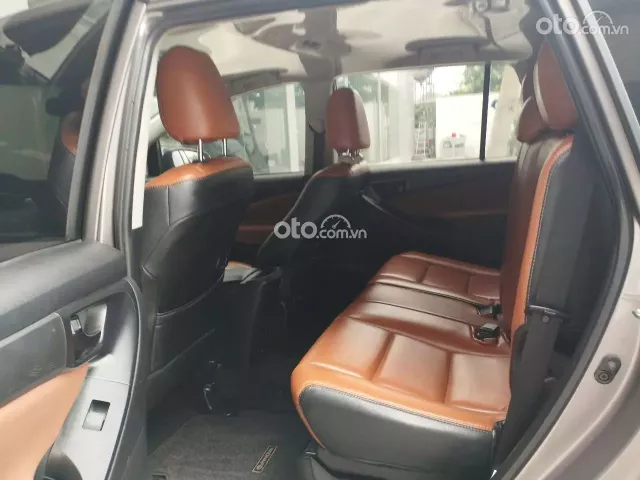 Innova qua sữ dụng đẹp