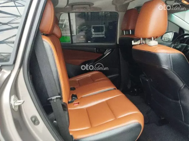 Innova qua sữ dụng đẹp