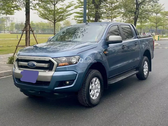 Xe nhập khẩu máy dầu 5 chỗ0