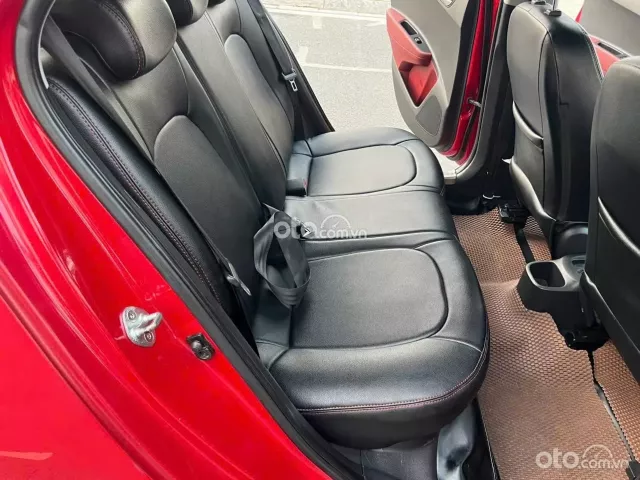 I10 AT hatchback 2018