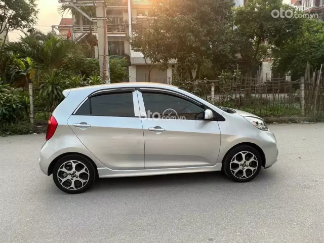 Xe tư nhân, biển 30 Xe xuất sắc, Không lỗi nhỏ, máy số keo chỉ zin màn hình, cam lùi