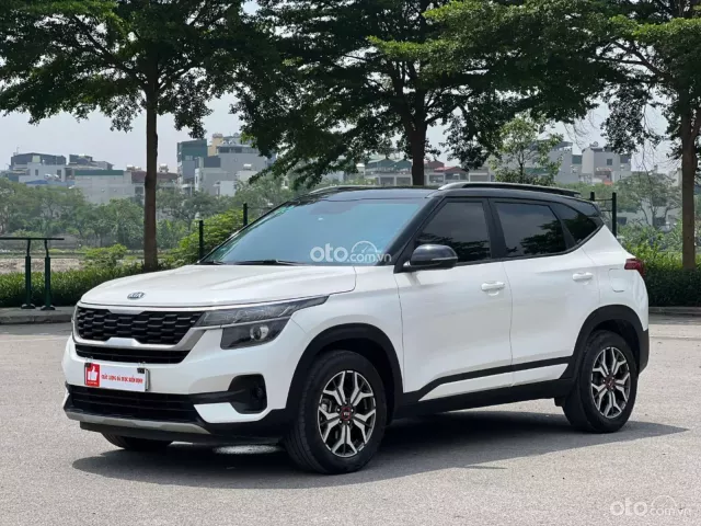 Xe gia đình ít sử dụng, còn mới 95%