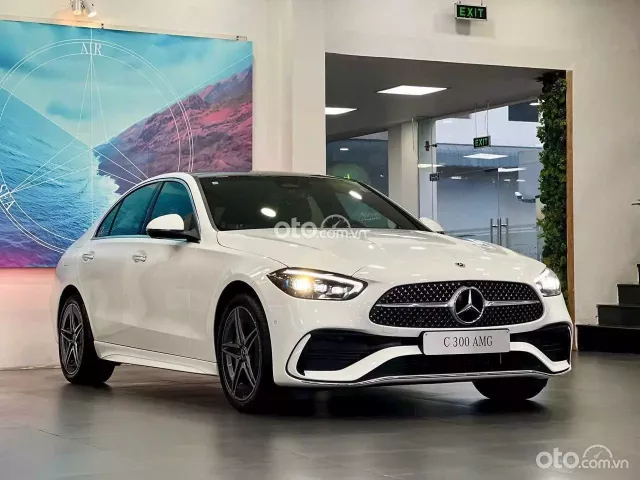 Mercedes-Benz C300 2025 tại Tp.HCM0