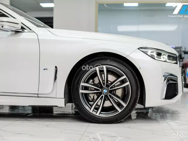 BMW 730Li M SPORT 2020