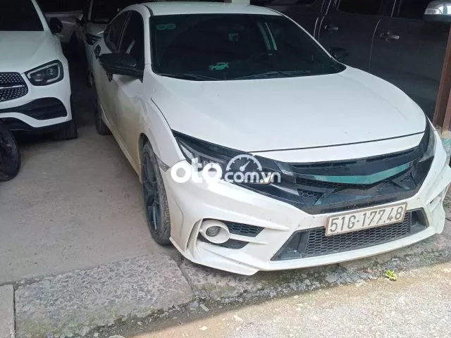 6 241 2018 1.8 E - 110000 km