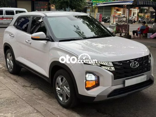 Hyundai Creta 2024 Tiêu chuẩn 1.5 AT - 13000 km0 Hyundai Creta 2024 Tiêu chuẩn 1.5 AT - 13000 km0