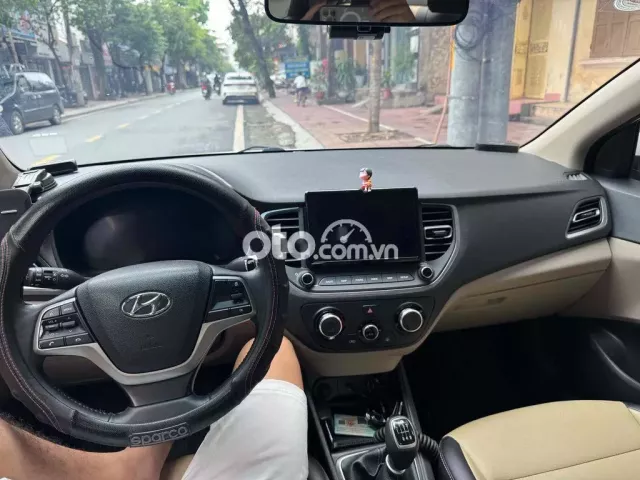 Hyundai Accent 2024 1.4 MT Tiêu Chuẩn - 59000 km