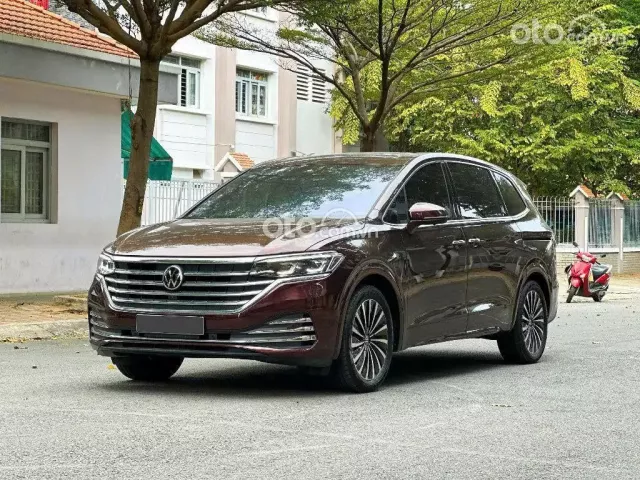 MPV châu Âu đỉnh cao với không gian rộng rãi