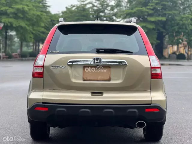 Xe cá nhân cực giữ gìn - Động cơ 2.4 mượt mà tiết kiệm