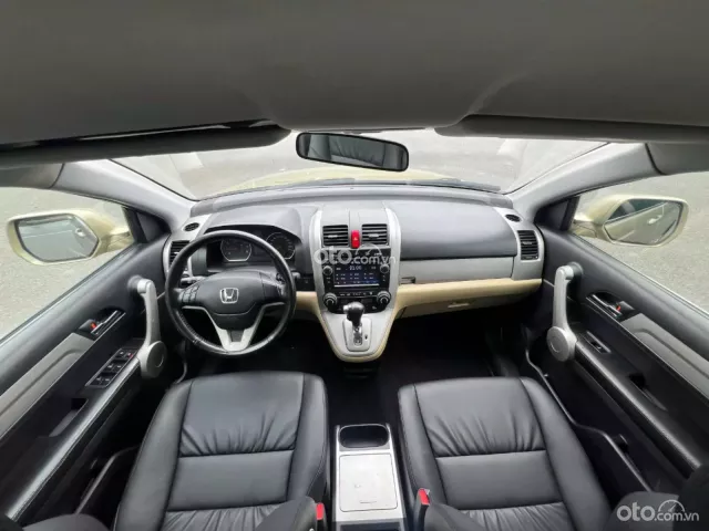 Xe cá nhân cực giữ gìn - Động cơ 2.4 mượt mà tiết kiệm