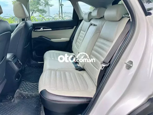 Kia Seltos 2021 1.4 DCT Premium - 40000 km