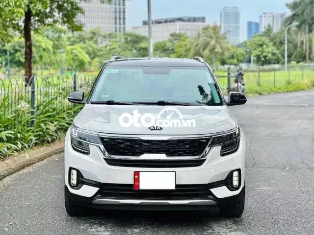 Kia Seltos 2021 1.4 DCT Premium - 40000 km
