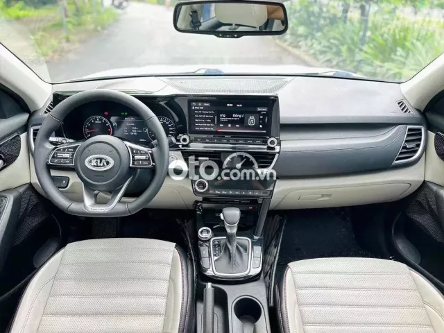 Kia Seltos 2021 1.4 DCT Premium - 40000 km