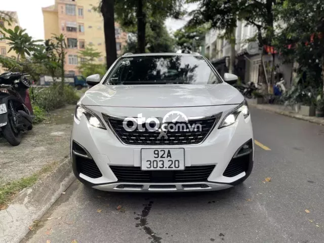 Peugeot 5008 2017 1.6L Turbo - 76000 km0 Peugeot 5008 2017 1.6L Turbo - 76000 km0
