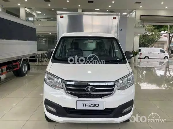 TẢI NHẸ MÁY XĂNG, TẢI TRỌNG 920KG. THÙNG 2M80