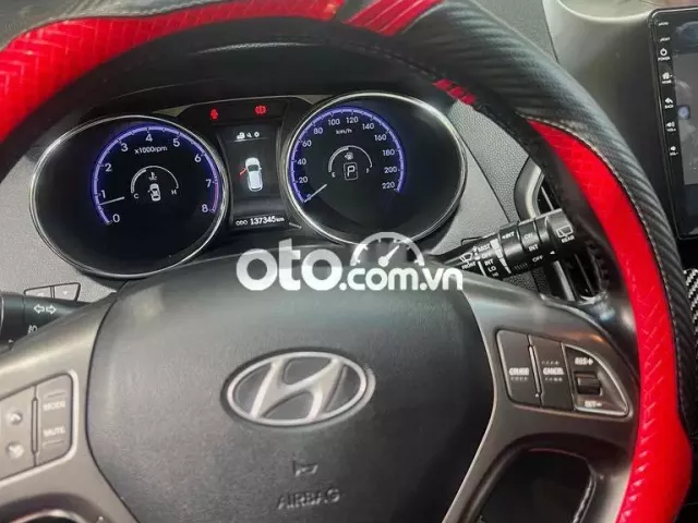 Hyundai Tucson 2013 2.4 AT 4WD - 137000 km