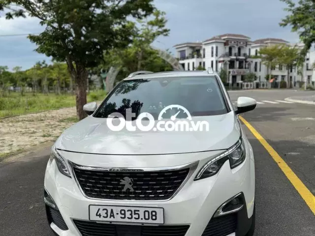 Peugeot 3008 2018 1.6L Turbo - 9 km