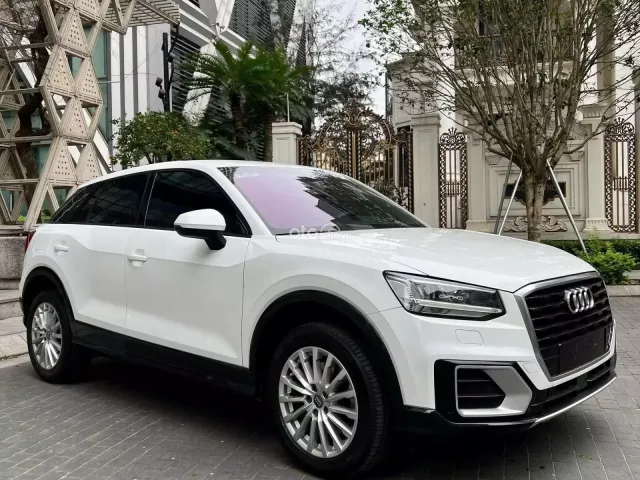Audi Q2 2018 số tự động tại Hà Nội