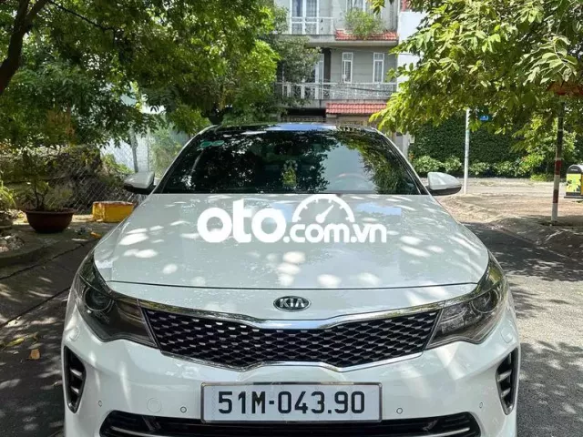 Kia Optima 2016 2.4 GT Line - 68000 km