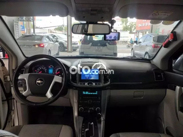 Chevrolet Captiva 2.4 LTZ 2015 BH 6 Tháng