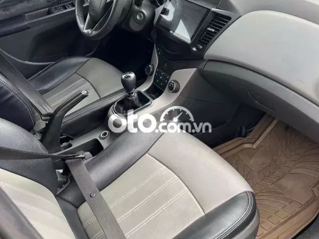 cruze cheverlet 2010 cần bán có đỗi xe các loại