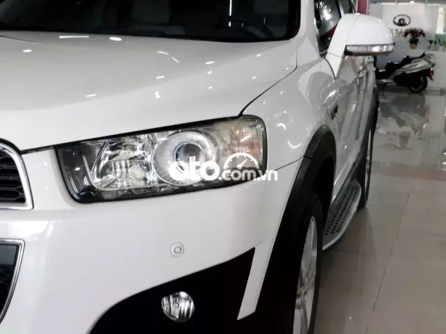Chevrolet Captiva 2.4 LTZ 2015 BH 6 Tháng