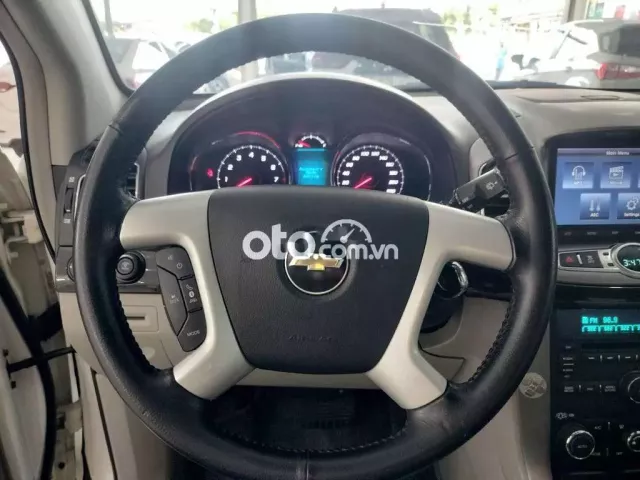 Chevrolet Captiva 2.4 LTZ 2015 BH 6 Tháng