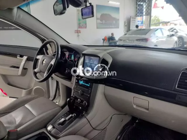 Chevrolet Captiva 2.4 LTZ 2015 BH 6 Tháng