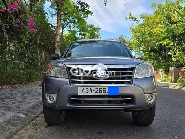 Ford Everest 2010 2.5L 4x2 AT - 103000 km