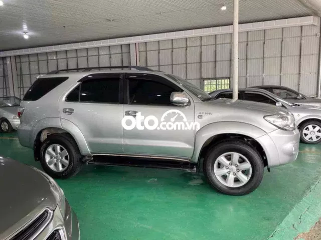 Toyota Fortuner 2009 - Máy Xăng - Số Tự Động