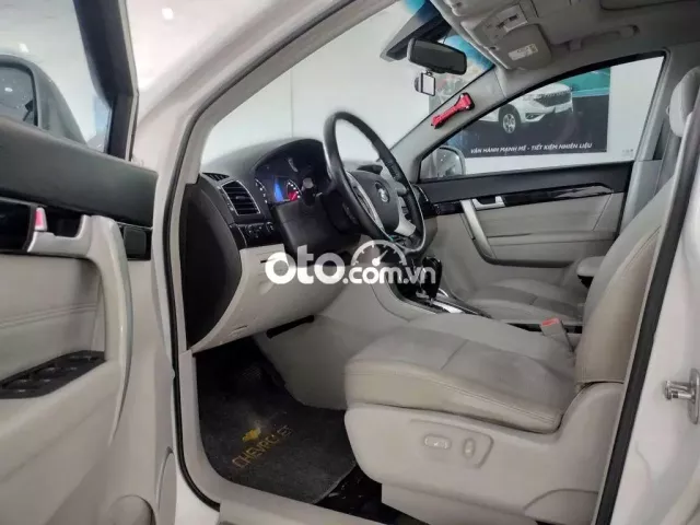 Chevrolet Captiva 2.4 LTZ 2015 BH 6 Tháng
