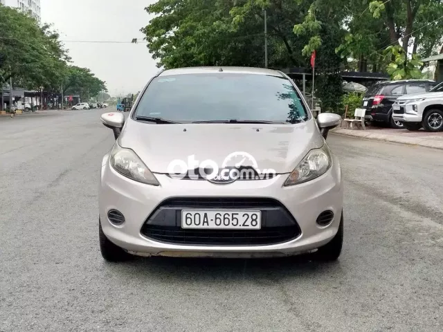 Ford Fiesta 2012 1.6 AT Sedan - Ghi bạc đẹp