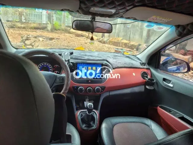 210 2018 Grand 1.2 MT - 72500 km