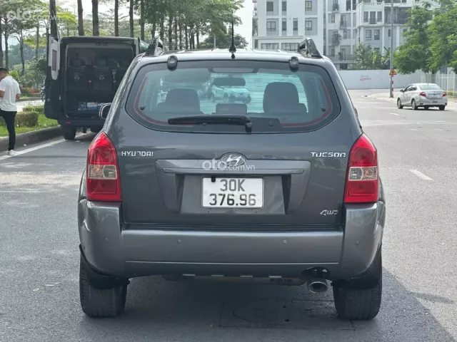 Bảo dưỡng định kỳ, gầm bệ rất chắc chắn