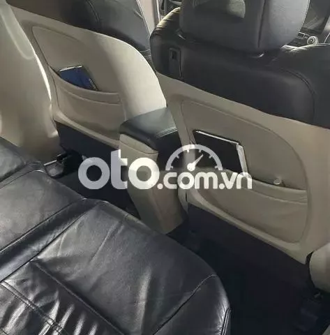Honda Civic 2009 2.0 AT - 180 km