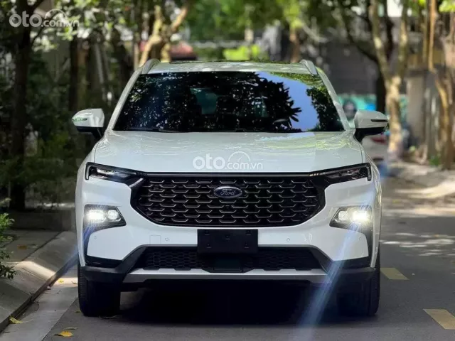 Ford Territory 2023 tại Tp.HCM