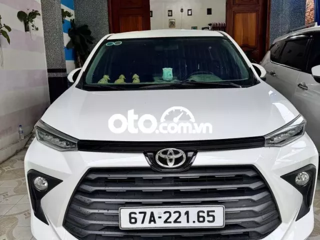 Toyota Avanza Premio G 10/2022 MT - 160000 km