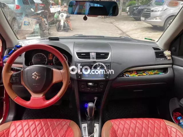 Suzuki Swift 2015 1.4 AT - 90000 km