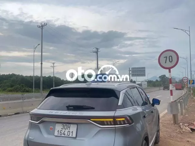 cần đổi xuống sedan nên bán . beijing x7 2021 11v5