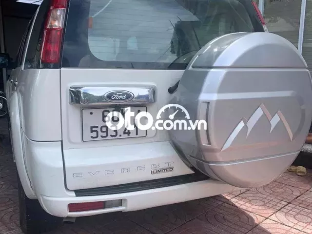 Ford Everest 2012 Limited 4x2 - 90 km