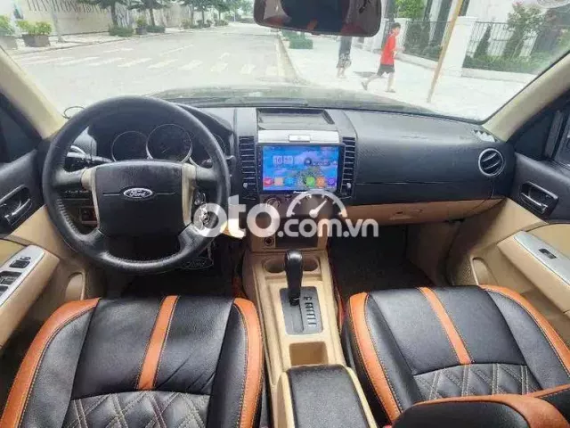 Ford Everest 2010 - máy dầu tự động